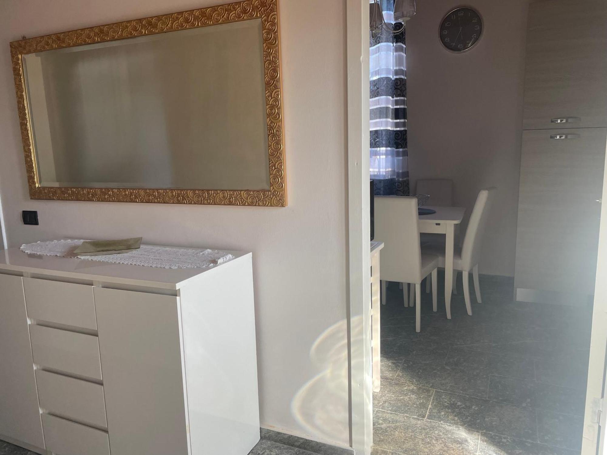 Villa Simona Malpensa غالاّراتي المظهر الخارجي الصورة