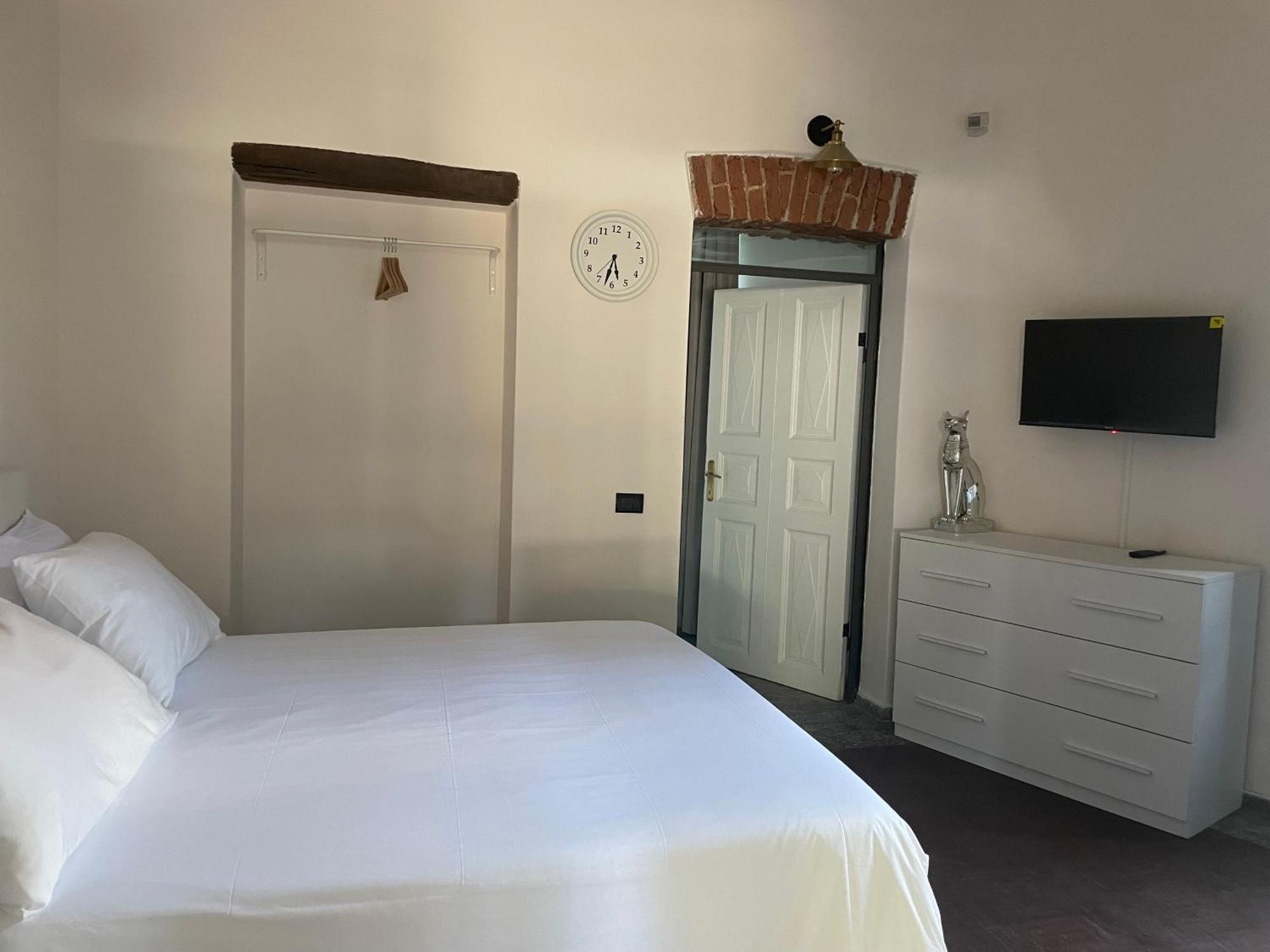 Villa Simona Malpensa غالاّراتي المظهر الخارجي الصورة
