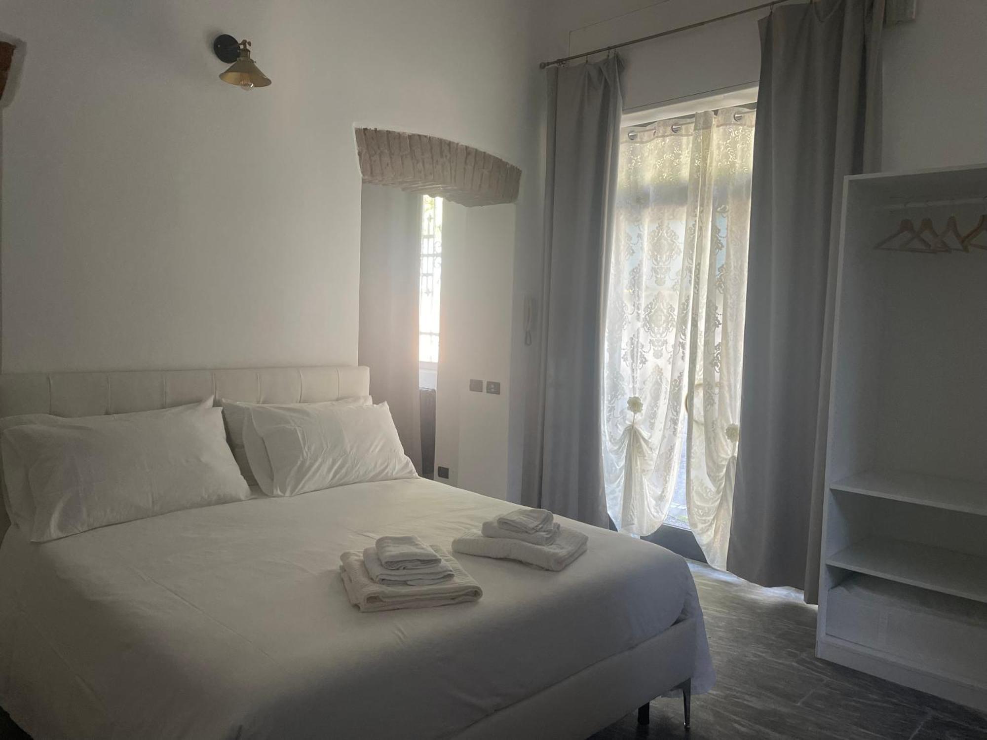 Villa Simona Malpensa غالاّراتي المظهر الخارجي الصورة