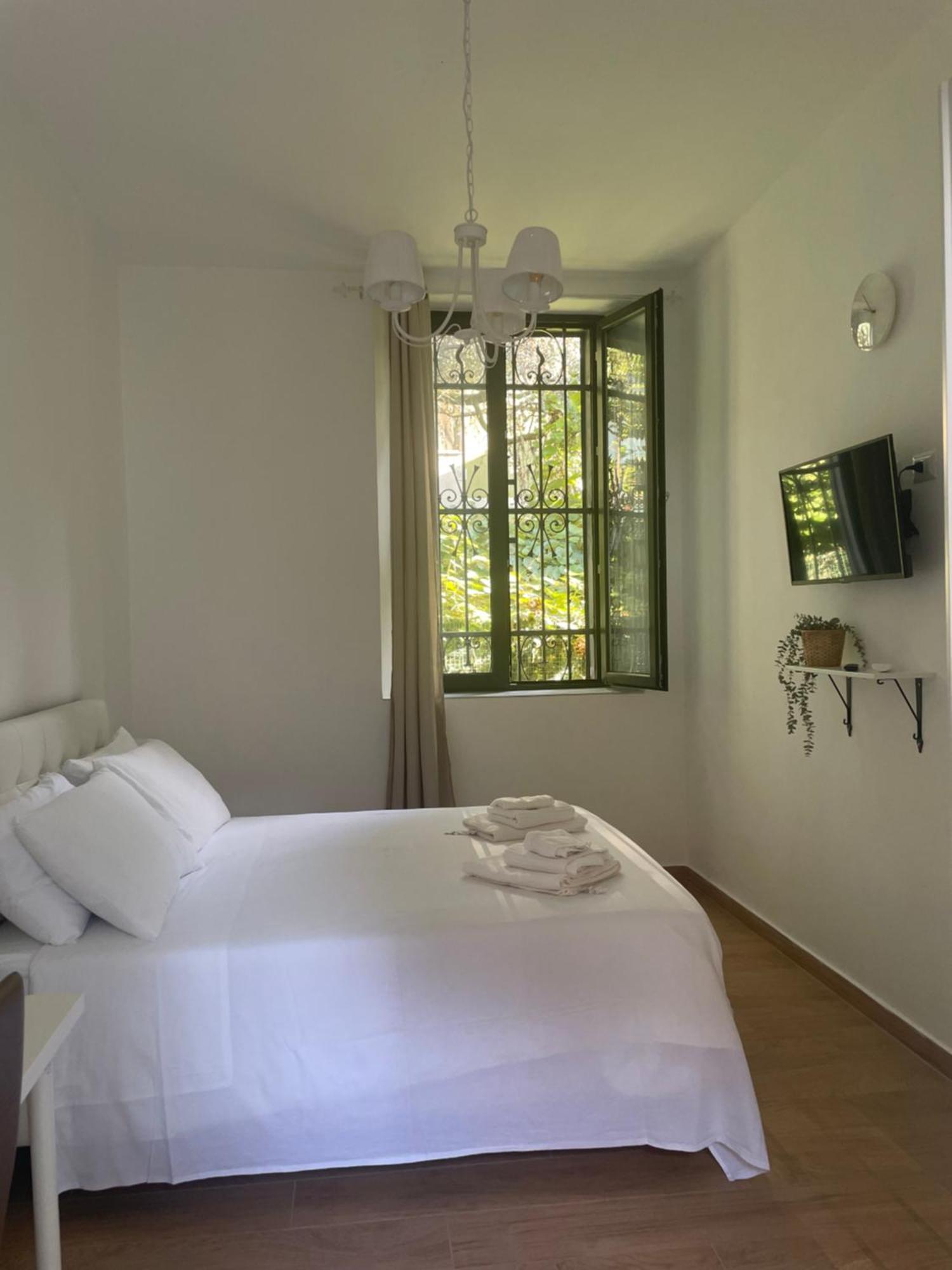 Villa Simona Malpensa غالاّراتي المظهر الخارجي الصورة